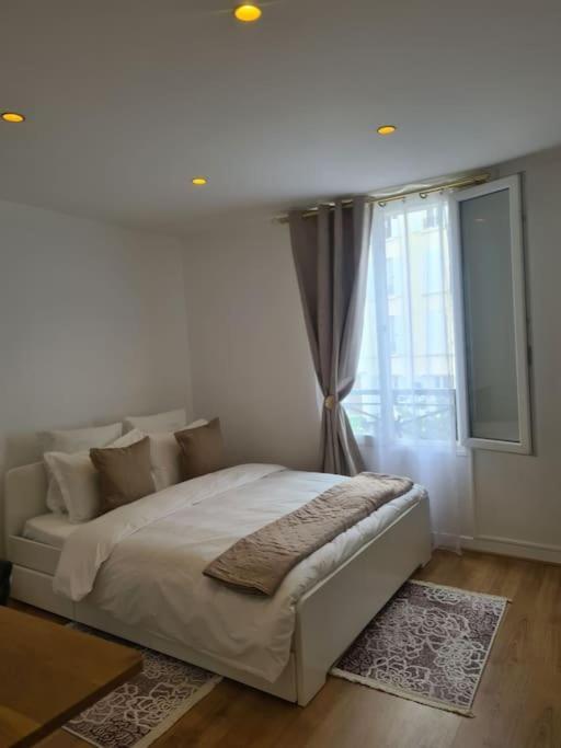 Tres Beau Studio Au Pied Du Metro Vincennes Extérieur photo